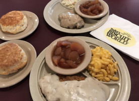 Tudor's Biscuit World inside