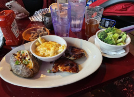 Billygan's Roadhouse food