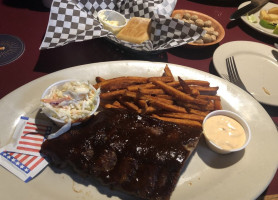 Billygan's Roadhouse food