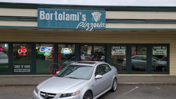 Bortolami's Pizzeria outside