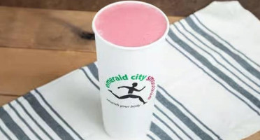 Emerald City Smoothie food