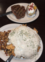 The Hoof Horn Steakhouse food