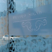 Piccolo Sogno outside