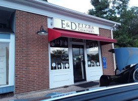 E&d Pizza Company outside