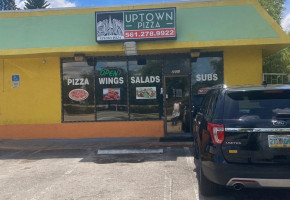 Uptown Pizza food