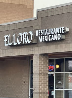 El Loro Mexican outside