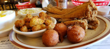 The Catfish Place food