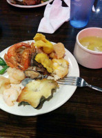 Four Season Buffet food