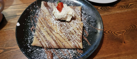 Renata's Creperie food