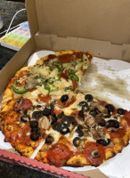 Trackside Pizza food