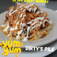 Dirty's Grill food