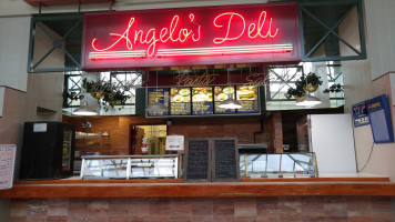 Angelo's Brick Oven Pizza food