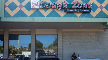 Dough Zone Overlake outside