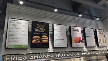 Shake Shack Downtown Los Angeles food