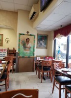 Punjab Cafe inside