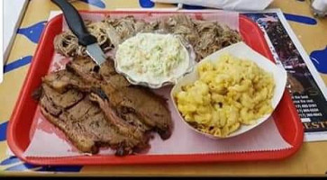 Krazy Rayz Smokehouse food