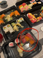 Oto Sushi food