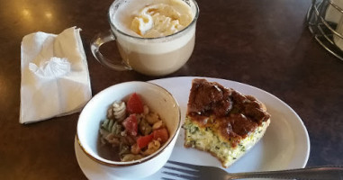 Bedoian's Bakery Bistro food