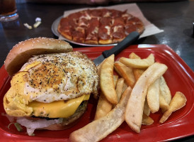 Red Robin Gourmet Burgers And Brews food