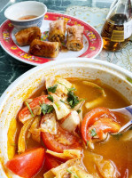 Huong Viet Kitchen food