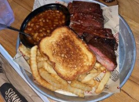 Sonny's Bbq food