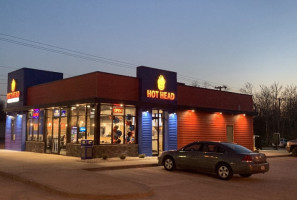 Hot Head Burritos outside