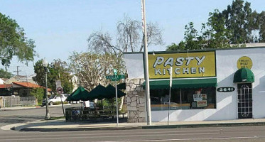 Pasty Kitchen outside