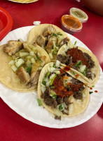 Tacos La Villa food