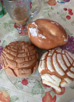 La Pequena Bakery food