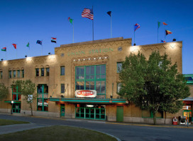 The Brewerie At Union Station food