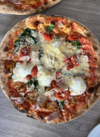 Spris Artisan Pizza South Miami food