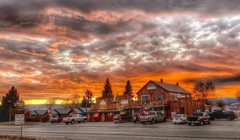 Blue Moon Saloon outside