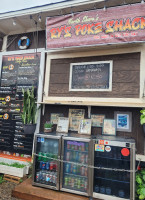 Ry's Poke Shack outside