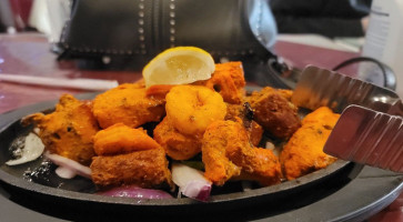 Tandoori Grill food