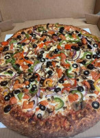 Valentino's Pizza food