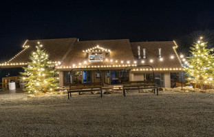 Beech Mountain Brewing Company outside