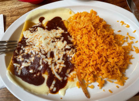 Pompeyos Mexican Grill food