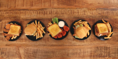 Zaxby's food