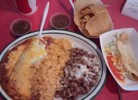 Los Jarritos food