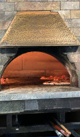 Bullman's Wood Fired Pizza food