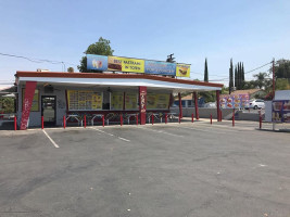 Pop's Drive-in food