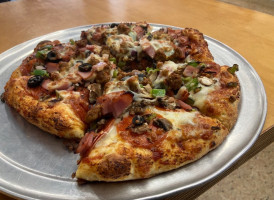 Alfalfa's Pizza And Deli food