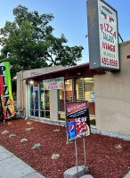 Giant Pizza food