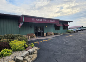 Hi Point Steak House outside