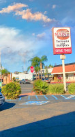 Main Charbroiled Burger outside