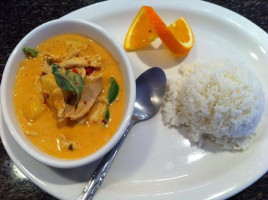 Angel Thai Cuisine food