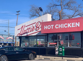 Hattie B's Hot Chicken Nashville West outside