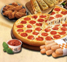 Little Caesars Pizza food