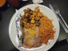 Mayas And Sports Cantina food