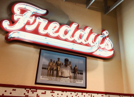 Freddy's Frozen Custard Steakburgers food